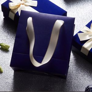 Bolsa de Papel con Logotipo Impreso Personalizado, Bolsas de Papel de Lujo para Ropa, Bolsa de Regalo Reciclable con Cinta de Lazo - Product Image 4