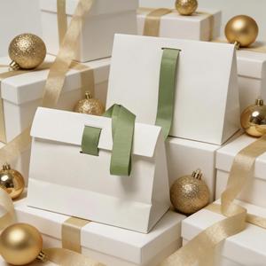 Bolsas de Papel Personalizadas con Logotipo, de Lujo, Modernas, con Corte Especial, Únicas, para Ropa, Perfumes, Accesorios y Regalos - Product Image 4