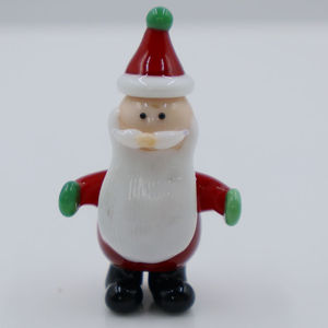 Figurine de Père Noël miniature personnalisée en verre de Murano, artisanat de Noël fait main avec style féerique - Product Image 6