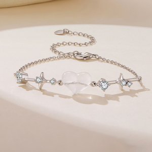 Bracelet chaîne plaqué argent avec pendentif cœur en zircon serti griffe, cadeau romantique pour femme - Product Image 4