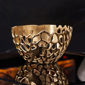 Cuenco Dorado Decorativo de Lujo para el Hogar, Pieza Decorativa para Mesa de Comedor y Estante - Product Image 5