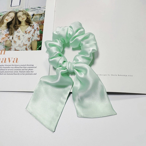 Meisjes Populaire Oversized Gepersonaliseerde Logo Elastische Zijde Satijn Scrunchie - Product Image 2