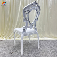 Chaise de mariage royale élégante en résine blanche Chaise de banquet d'événement de palais