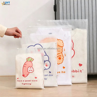 Sacs à fermeture éclair en plastique givré en matériau CPE avec logo personnalisé en gros DYT pour l'emballage des vêtements