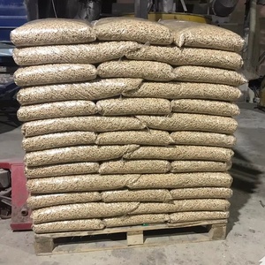 Briquettes de chêne et peuplier de hêtre et granulés de bois de chêne de pin biomasse combustible pour le bois de chauffage au prix de la tonne en Europe emballés en sacs - Product Image 1