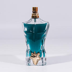 Vente en gros 125 ml Parfum d'eau de parfum original de style arabe Beau Style, parfum boisé, longue durée, usage quotidien, parfum de luxe de Dubaï, Cologne pour homme - Product Image 1