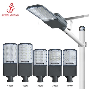 JIEWEI lampadaire solaire intelligent Ip65 extérieur en aluminium moulé sous pression 100W 200W 300W 400W 600W lampadaire solaire LED - Product Image 2