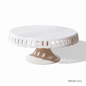 10 inç toptan porselen kaide cupcake tutucu beyaz yuvarlak şerit seramik pasta <span class=keywords><strong>stand</strong></span>ı düğün doğum günü partisi için özel - Product Image 2