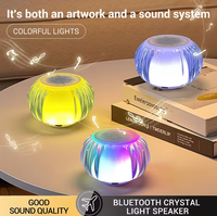 Haut-parleur portable mini en plastique transparent avec horloge, lampe d'ambiance RGB colorée en cristal pour haut-parleur