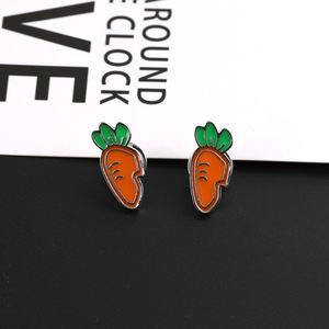 Cute Carrot Brooch Cartoon Zinc Alloy Unisex Fashion Pin Gift Accessory - Product Image 5