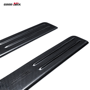 ชุดแต่งขอบประตูคาร์บอนไฟเบอร์แบบแห้งสไตล์ OEM สำหรับ SF90 WS0018-14 พัฒนาขึ้นด้วยข้อมูลรถยนต์ดั้งเดิมเพื่อความสมบูรณ์แบบ - Product Image 4