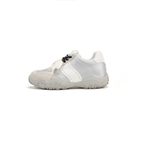 Zapatos Afganos con Aumento de Altura de 7 cm para Mujeres Pequeñas, Zapatillas Casuales con Cordones de Perlas y Satén - Product Image 4