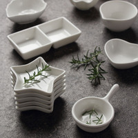 Petite coupelle en céramique pour sauce soja, condiment ou trempette, style japonais, design moderne et minimaliste, compatible micro-ondes, pour sauces domestiques