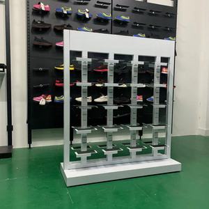 Розничная продажа, магазин спортивной обуви, выставочные стеллажи, заводская настройка, дисплей с подсветкой обуви в магазине - Product Image 2