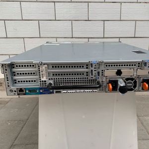 Nouveau serveur informatique avec processeur Xeon Gold 6442Y, 32 Go de mémoire, H355 8SFF, alimentation 2400W, type rack R760xa en stock - Product Image 1