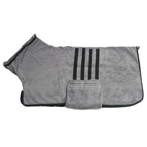 Vente en gros Peignoir pour chien Microfibre <span class=keywords><strong>gris</strong></span> doux ajustable XXL Serviette de bain pour grand chien pour Golden Retriever Husky <span class=keywords><strong>Labrador</strong></span> - Product Image 3