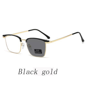 Lunettes de Vue Carrées pour Homme 2025, Verres Photochromiques <span class=keywords><strong>Antireflet</strong></span> et Anti-Lumière Bleue pour Myopie - Product Image 1