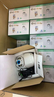 Caméra de surveillance intelligente Wi-Fi avec double éclairage, interphone bidirectionnel, contrôle PTZ, vision nocturne couleur intégrale et lumière noire