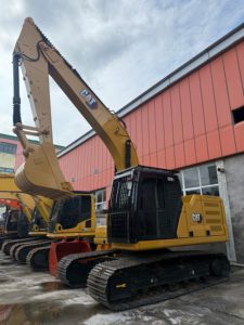 Powerful CAT 320GC 20Ton Hydraulic Excavator, Heavy Crawler Digger for Infrastructure & Earthmoving - Product Image 2