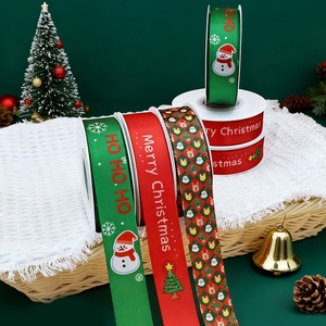 Ruban imprimé rouge et vert pour les fêtes, nom personnalisé pour couronne de Noël et décoration de table - Product Image 4