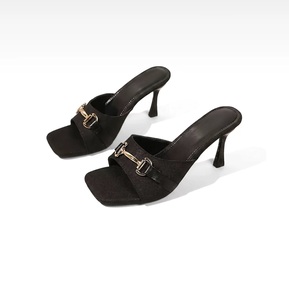 Mules à talon fin et bout ouvert pour femme, sandales à enfiler sans bride arrière avec semelle intermédiaire en gel, talons élégants et respirants, accessoires dorés - Product Image 2