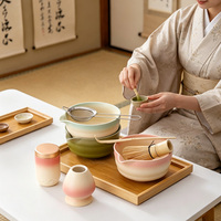 Ensemble de thé matcha japonais en céramique 7 pièces, bol à matcha avec bec verseur, fouet en bambou, cuillère, support, kit d'outils pour le matcha, pour la maison et le café