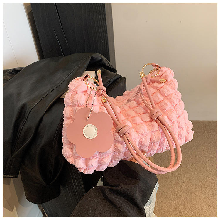 โกลเด้น