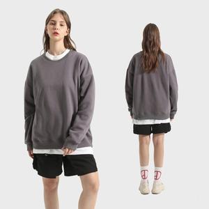 สเวตเชิ้ตแบบคอกลมของผู้ชายสำหรับใส่ได้ทั้งชายและหญิงเสื้อหนาพิมพ์ลายออกแบบได้ตามต้องการสำหรับฤดูหนาว - Product Image 3