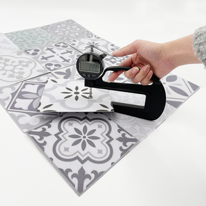 Autocollants muraux en PVC auto-adhésifs en gros, imperméables et durables, en vinyle, installation <span class=keywords><strong>simple</strong></span> et personnalisables pour usage commercial - Product Image 3