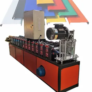 Máquinas de fabricación de paneles de pared de metal 3D de acero galvanizado Fabricantes de equipos de máquina formadora de placa de refuerzo de acero de color