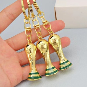 Yeni stil dünya futbol kupası anahtarlık kupa 3d anahtarlık Metal Opp torba paslanmaz çelik Metal anahtar zincirleri Metal anahtarlık resim olarak - Product Image 2