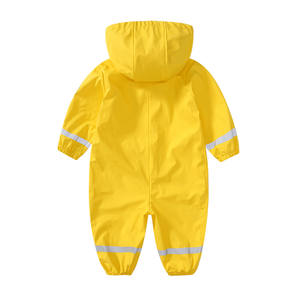 Combinaison pour enfants pour filles Combinaison imperméable pour garçons Pantalon <span class=keywords><strong>de</strong></span> <span class=keywords><strong>pluie</strong></span> en PU Vêtements <span class=keywords><strong>de</strong></span> <span class=keywords><strong>pluie</strong></span> pour enfants Imperméable à capuche pour bébé - Product Image 2