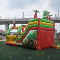 Centre de location de châteaux gonflables Profit Giraffe - Château gonflable toutes saisons avec obstacles et toboggan en spirale