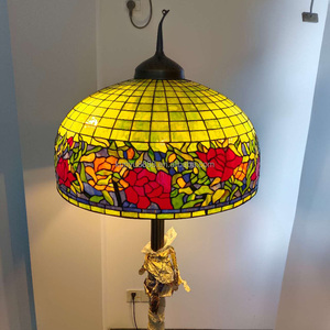 Lámpara de Techo de Estilo Europeo con Base de Cobre de 26 Pulgadas, Vidrio Tiffany de Gran Tamaño, para Decoración de Comedor y Sala de Estudio - Product Image 4