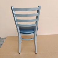 Chaise Starbuck Design en métal pour restaurant avec structure noire et rembourrage de siège bleu marine pour bureau à domicile, hôtel et appartement en vente
