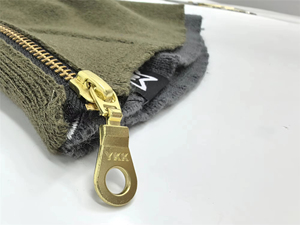 <span class=keywords><strong>Bonnet</strong></span> épais et chaud en tricot avec fermeture éclair, logo personnalisé, cache-visage d'hiver unisexe, vente en gros OEM, broderie - Product Image 3