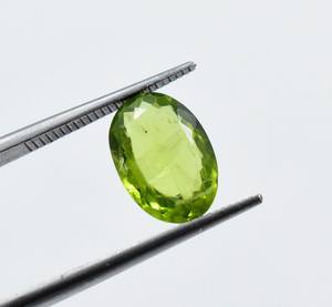 หินเพอริดอตเจียระไนทรงรีอัญมณีสีเขียวธรรมชาติสำหรับทำเครื่องประดับแหวน - Product Image 6