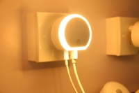 Veilleuse LED moderne de haute qualité à brancher, petite, en fibre optique acrylique avec chargeur USB et port Type C