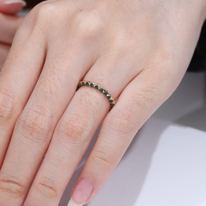 Joyería fina Bisel Ajuste Lab Grown Colombian Emerald Eternity Band <span class=keywords><strong>Anillos</strong></span> Precio 14K Anillo <span class=keywords><strong>de</strong></span> oro amarillo Unisex - Product Image 5