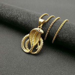 Yunnique – collier avec pendentif Cobra en acier inoxydable plaqué or, avec pierre rouge, design animal, bijoux cadeau pour hommes - Product Image 4