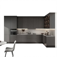 Meuble de cuisine moderne en bois laqué gris avec éclairage LED intelligent, charnières à fermeture amortie, robinet résistant à l'eau, glissières de tiroir et crédence