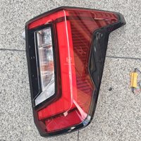 Kit de conversion pour pick-up : Systèmes d'éclairage, feux de voiture, couvercles de lampes rouges ABS+LED, feux arrière LED haut de gamme OEM pour Hilux Travo 2026