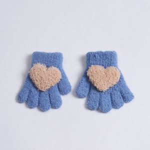 <span class=keywords><strong>Guanti</strong></span> carini con logo personalizzato all'ingrosso per 2025 nuovi <span class=keywords><strong>guanti</strong></span> <span class=keywords><strong>invernali</strong></span> caldi peluche da ragazza ispessiti a prova di freddo - Product Image 5