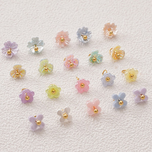 Perles en plastique simulées de 5-7 mm, mini pendentifs en forme de muguet, breloques faites à la main pour bracelets DIY, perles de bijoux - Product Image 1