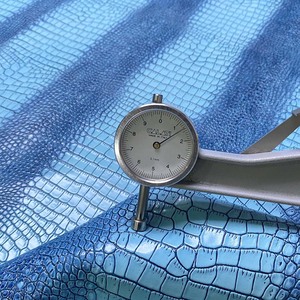 कस्टम नीले मगरमच्छ चमड़े के शीर्ष परत cowhide के विंटेज मगरमच्छ प्रिंट चमड़े - Product Image 5