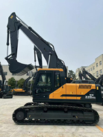 Excavatrices sur chenilles de taille moyenne Tier 2 HX220HD 21,4 tonnes et 110 kW et 1,2 m³ – Matériel de terrassement avec brise-roche, grappin et attache rapide