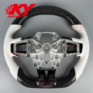 Volant de course personnalisé en fibre de carbone avec LED et indicateur de régime pour Ford Mustang GT GT500 Shelby GT350 2015-2023, compatible avec la fonction chauffante - Product Image 4
