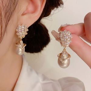 ต่างหูมุกเพทายไข่มุกแชมเปญสไตล์ฝรั่งเศสประกายระยิบระยับ - Product Image 2