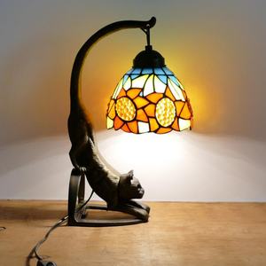 Lampe LED Tiffany rétro de style pastoral européen, corps en fer, base d'ampoule E27, lumière blanc chaud doux, durée de vie de 50 000 heures, lampes de table pour salon - Product Image 3