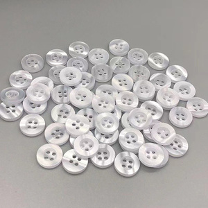 กระดุมเสื้อสีขาว4รูกระดุมเม็ดไข่มุกทำจากเรซินขนาดตามสั่ง - Product Image 1